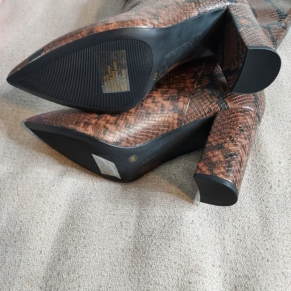 INC Paiton Block Heel knee-high boots - Picture 5 of 13